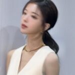 Roh Jeong-eui Instagram - 씨네 21 비하인드🎞️