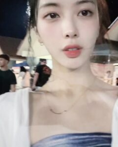Roh Jeong-eui Instagram - 🌊🩵 사랑하는 가족이랑🫶🏻