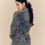 Roh Yoon-seo Instagram – Lee jeans 🌸🌷🌻🌼
@leejeanskr