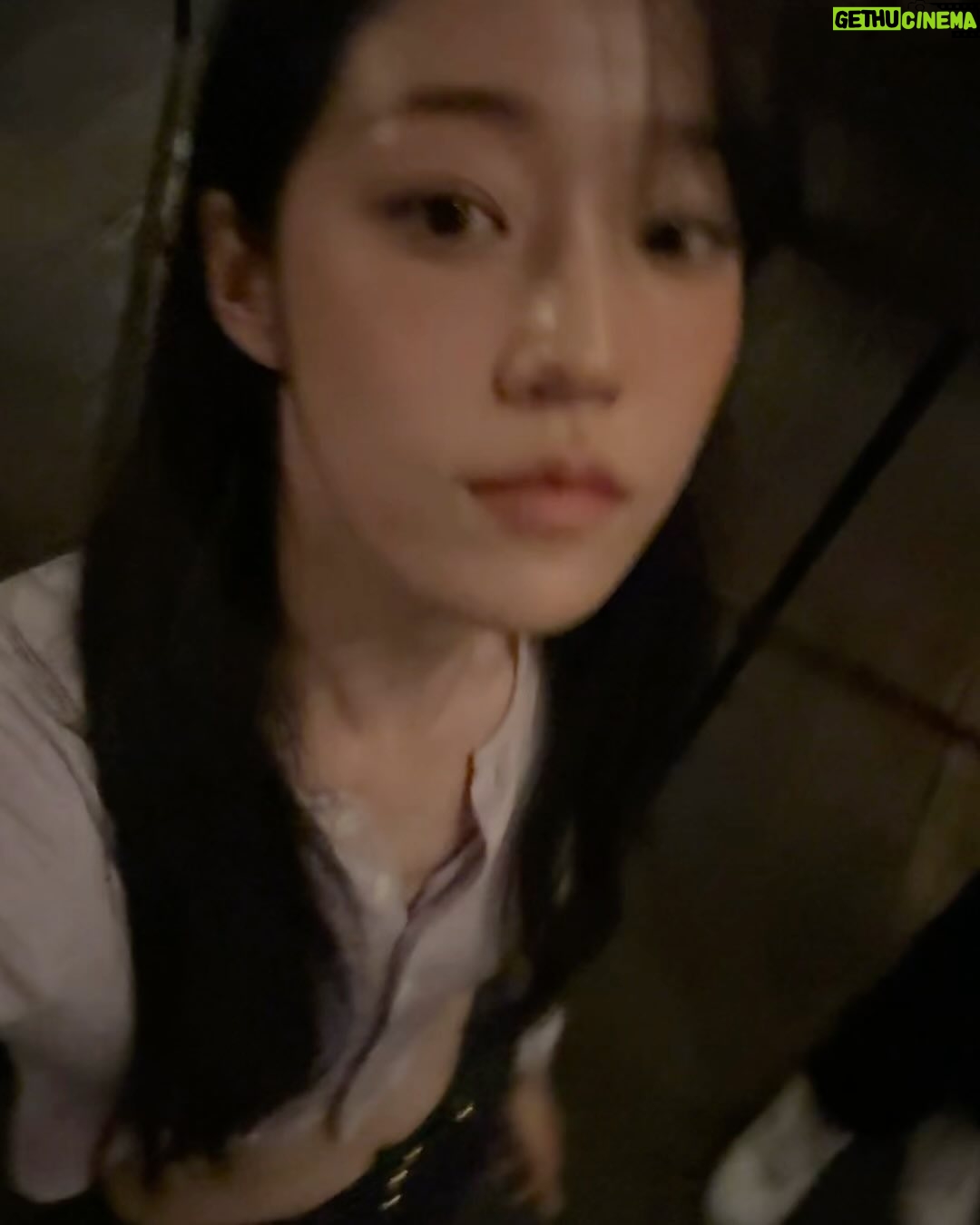 Roh Yoon-seo - 598.3K Likes - LA 여행기 🌻🎠⛱️🎢✨