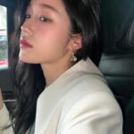 Roh Yoon-seo Instagram - 도라에몽 주머니 사진첩🤳✨🌌