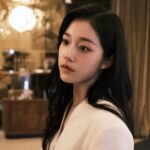 Roh Yoon-seo Instagram - 도라에몽 주머니 사진첩🤳✨🌌