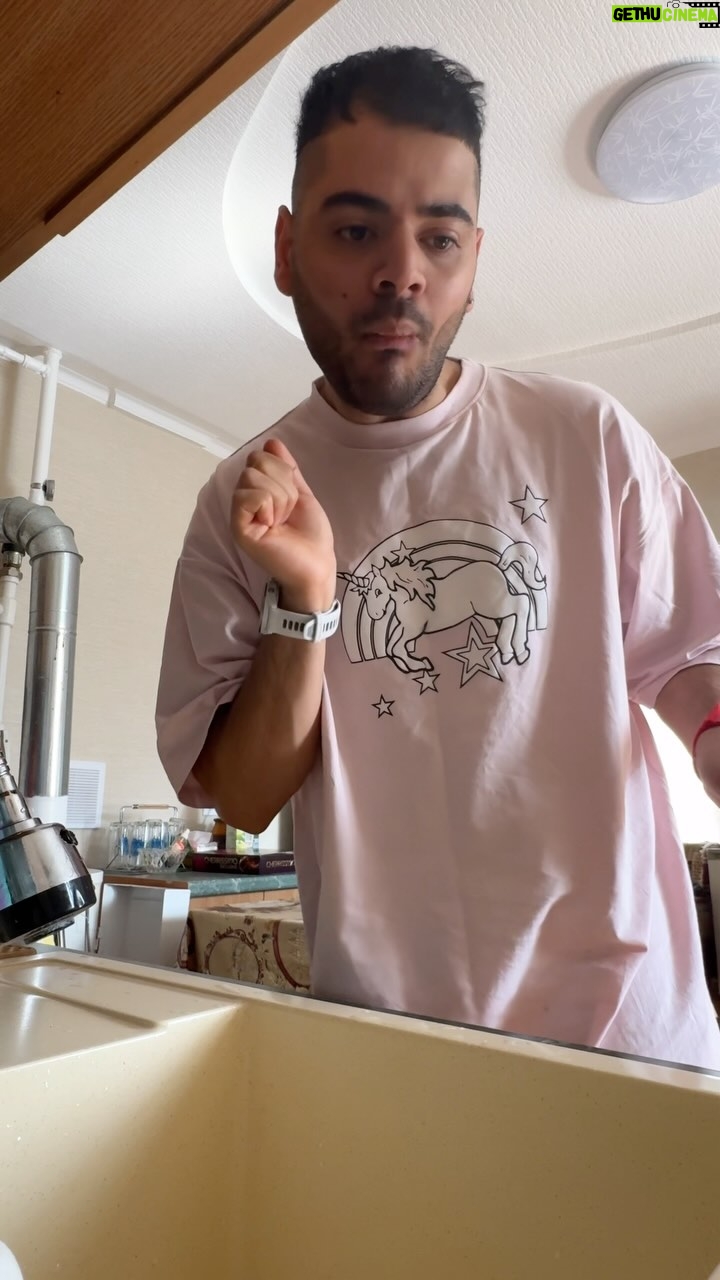 Roman Kagramanov - 113.2K Likes - Подпись с вас😂🤣❤️