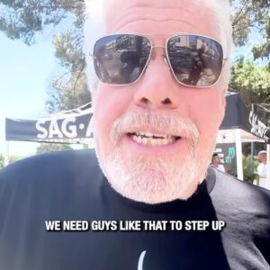 Ron Perlman Instagram - The Rock stepped up in a big way in helping our community right now and I encourage other actors who have the means to consider donating. Head to my link in bio or their page for more info on how to help. @therock @sagaftrafound @sagaftra