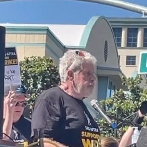 Ron Perlman Instagram - At the National Day Of Solidarity. So many beautiful co-workers filled with joy and optimism in the face of a disingenuous opposition. Magic was in the air! Courtesy of @deadline #sagaftrastrong #sagaftra