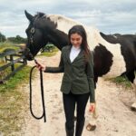 Ronni Hawk Instagram - @aztecdiamondequestrian is able to combine functionality and style. Embrace barn life without worry because their materials are easy to clean!🤍