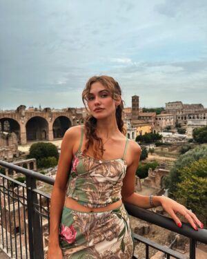 Ronni Hawk Instagram - How often do you think of the Roman Empire?🇮🇹🏛️
