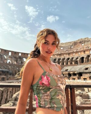 Ronni Hawk Instagram - How often do you think of the Roman Empire?🇮🇹🏛️