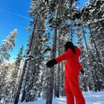 Ronni Hawk Instagram - With great powder comes great responsibility🎿🩵 The materials @halfdays use is exceptional,chef’s kiss😚🤌 It snowed almost all day yesterday and this suit truly kept me warm on the freezing mountain. #snowsuit #halfdays #skiing #colorado #skiclothes