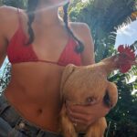 Ronni Hawk Instagram - Farm Girl Era🌾🐓 #backyardfarmer