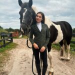 Ronni Hawk Instagram - @aztecdiamondequestrian is able to combine functionality and style. Embrace barn life without worry because their materials are easy to clean!🤍