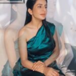 Roop Durgapal Instagram - Because singing is meditative 🧘 . . Originally sung by @alisethiofficial . . . . #singing #noautotune #chandniraat #alisethi #singer #roopdurgapal #roopdurgapalsinging #reels #reelsinstagram #reelitfeelit #reelkarofeelkaro #reelsinstagram #reelindia #viral #viralvideos #viralsongs #viralvoice