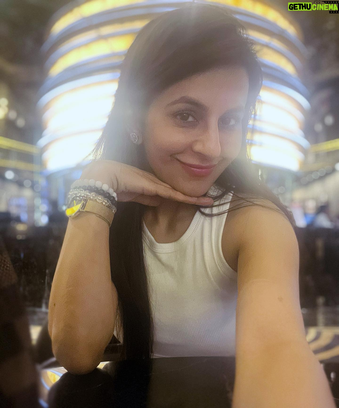 Roop Durgapal Instagram - Not many points for guessing where am I & for what😏 . . . . . . #RoopDurgapal
