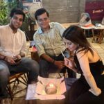 Roop Durgapal Instagram - Lo ji ek saal aur bade ho gaye 🦋🥳🥳 Birthday posts must be mandatory !!!! Delayed post by a day but everyday after my Birthday is an extension of that day.. so here I go .. Happppy 15th to meeee 🥳🥳❤️❤️❤️