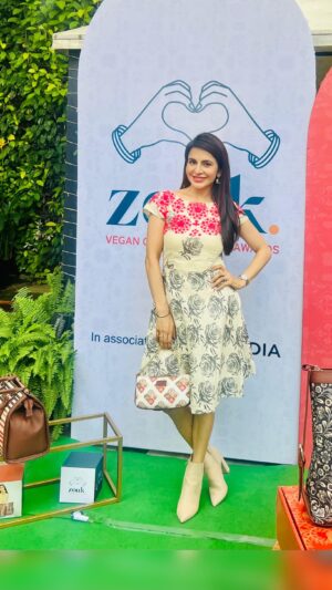 Roop Durgapal Instagram - Grateful to have been part of @zoukonline Zouk’s Vegan Creators Day & Awards- 2nd Edition at @Balsamumbai in association with @PeTAIndia! 
It was a day filled with fun, creativity, and compassionate living—savoring a delightful vegan lunch, a unique vegan bingo game, live music performances, an insightful panel discussion and an awards ceremony. The vibrant atmosphere and celebration of a cruelty-free lifestyle made it truly unforgettable. 

Here’s to fostering a community and creating memories. 

Look forward to more events like this! 🌱✨ 

Location: @balsamumbai

#ZoukVeganCreatorDayandAwards #2ndEdition #ZoukCreatorDay #BalsaMumbai #ZoukAwards #VeganMonth #Zouk #Zoukonline #vegancreatorday #PeTAIndia #PeTA #Crueltyfree #ProudlyIndia #Awardceremony #CreatorDay #Trendingreel #explorepage #fyp
