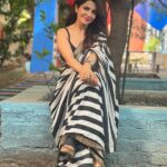 Roop Durgapal Instagram - .. Someone's sitting in the shade today because someone planted a tree a long time ago .. 💜 . PS : That’s a click of me as Peeyali from #CampusBeats on @amazonminitv ☺️ . #RoopDurgapal