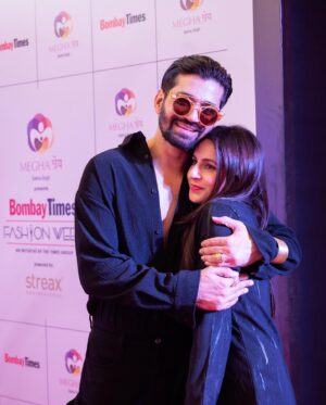 Roop Durgapal Instagram - Some moments from #bombaytimesfashionweek2023 ❤️ 
.
.
Wearing @athenalifestyle.in 
.
.
Thanks for having me @styling.your.soul 
.
.
#RoopDurgapal