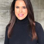 Rosa Blasi Instagram - Needed a ‘therapist associate’ picture for my double life... so I forced my kid to take this in a parking garage. Which says “let me help you” best? #resourceful #thanksportraitmode #actor/therapist/mom