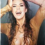 Rosa Blasi Instagram - #FBF to when my only concern was “Why didn’t they airbrush out my epiglottis?!?” Post your former ‘concerns’ that seem hilariously insignificant right about now.