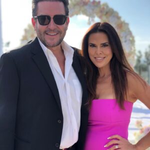 Rosa Blasi Instagram - First Covid wedding ✅ I had to wear a 😷 the whole time besides these photos because ya know....science. But it felt so good to say “my feet hurt from these heels” again to @tditty123 . I haven’t posted since July so this was a feeble attempt to get your attention and reminder to register to VOTE. 🌊