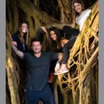 Rosa Blasi Instagram – We’re ‘out of our tree’ both literally and figuratively. Enjoy your own nutty family today. Merry Christmas and Happy a Hanukkah ❤️!
