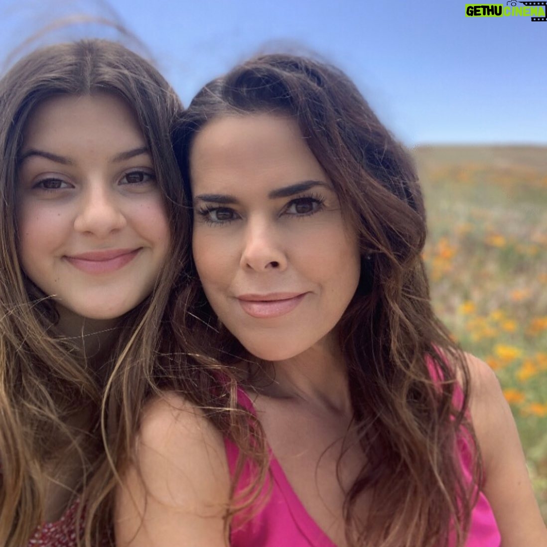 Rosa Blasi - 69.6K Likes - What’s a Mother’s Day without flowers?! 🌼
