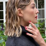 Rosamund Pike Instagram - Leaving for the Dior Spring Summer show in Paris today .. anticipation of drama.