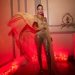 Rosanna Zanetti Instagram - 💛🌙✨ Fotitos de la fiesta de @bulululife después de los Goya. Sigo soñando con este look! 📸 @adrian_nucelaar