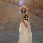 Rosanna Zanetti Instagram - Tengo muchas fotos del viaje a Egipto que no me dio tiempo de publicar, estas fueron en Luxor en el valle de las Reinas y valle de los Reyes. Este look fue de mis favoritos del viaje✨