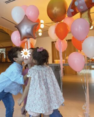 Rosanna Zanetti Instagram - Está señorita ya tiene 14 añitos!
Que la vida siempre te regale una sonrisa en tu cara y mucha felicidad a tu corazón.
Felicidades Ella!💗✨