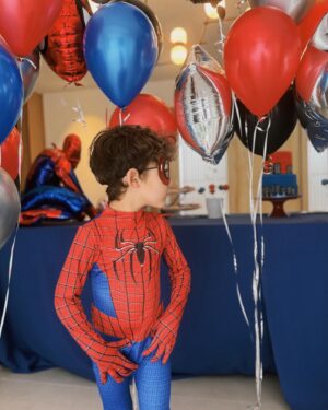 Rosanna Zanetti Instagram - Te amo tanto Matteo ♥️🪐✨🕷️
Feliz cumpleaños número 5!!

Como me dices: Hasta los planetas, más arriba, más arriba!