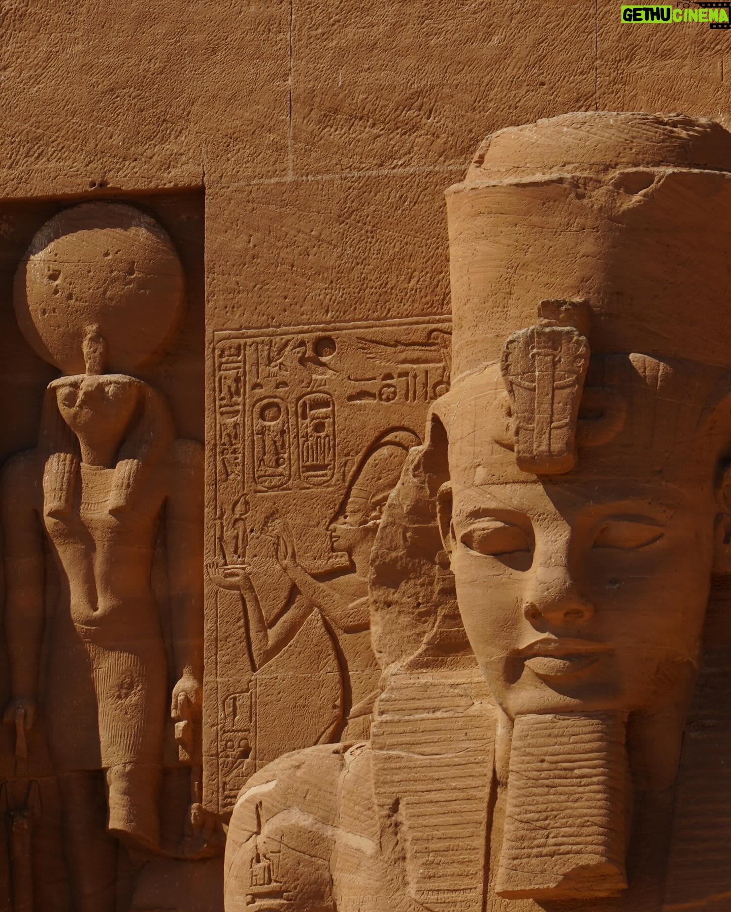 Rosanna Zanetti Instagram - Say yes to new adventures… #abusimbeltemple #egipto