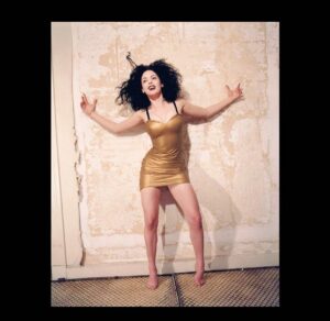 Rose McGowan Instagram - One of my very first photo shoots styled by @billmulleninc and shot by #BettinaRheims wild hair, wild child #90s