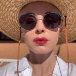 Rose McGowan Instagram - A little Christmas song for you. Much love x Rose