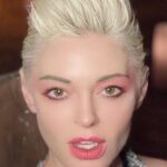 Rose McGowan Instagram - I care a lot. I also give no fucks.