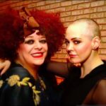 Rose McGowan Instagram - A heartbreaking work of staggering genius @angelamccluskeymusic leaving the world has left so many hearts broken. Dear one your fierce fierce talent, your warm heart, extraordinary light has left no one you met untouched. You are loved. Let us sing you to thy heavens. We’ll be listening What a fine living legend she was and will always be. Please light a candle and listen to Angela McCluskey sing. I promise it’ll change you. 🩵