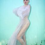 Rose McGowan Instagram - I am no longer a lonely house
