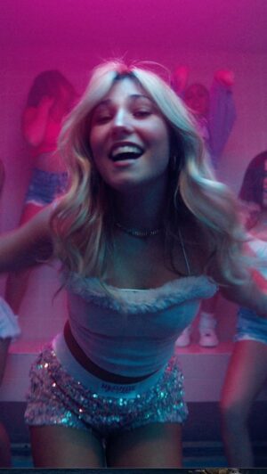 Rosie McClelland Instagram - Never been so excited about one of my Music Video’s! Can’t believe it’s actually out for you all to watch! Go over to RosieMcClelland on YouTube now guys to watch the full video!  #safeinyourlove #muisicvideo #newmusic 💗🦋