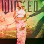 Rosie McClelland Instagram - Amazing event for #WICKEDMovie 💕 Watch my full Vlog on youtube now (link in my bio) @universalpicturesuk