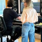 Rosie McClelland Instagram - Studio, so excited for you all to hear what’s coming 🇺🇸 🎤