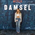 Rosie McClelland Instagram - Thank you to @netflixuk for always having me and to my girl @milliebobbybrown for always giving me your time, love you 🤍 #damsel