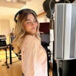 Rosie McClelland Instagram - Studio, so excited for you all to hear what’s coming 🇺🇸 🎤