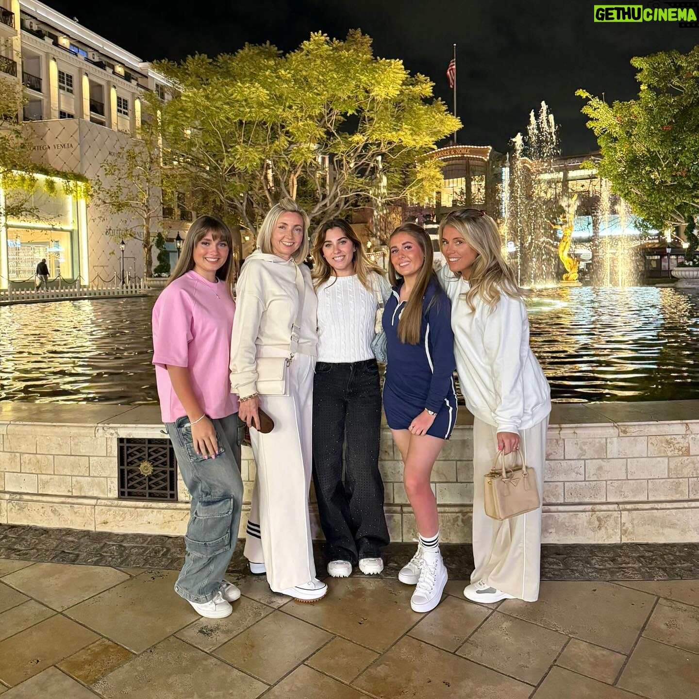 Rosie McClelland Instagram - A little bit of LA πΊπΈπ΄