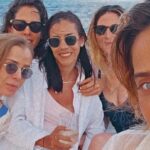 Rotem Sela Instagram - Maldives 2023 with my sisters 💕 #קרייתיות_לנצח 🩵🩵🩵 @adi.el_rom @gili_shuster @moranbra31 @meyjewelry