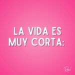 Roxana Castellanos Instagram - La vida es muy corta... sonríe, ignora y sé feliz 💫