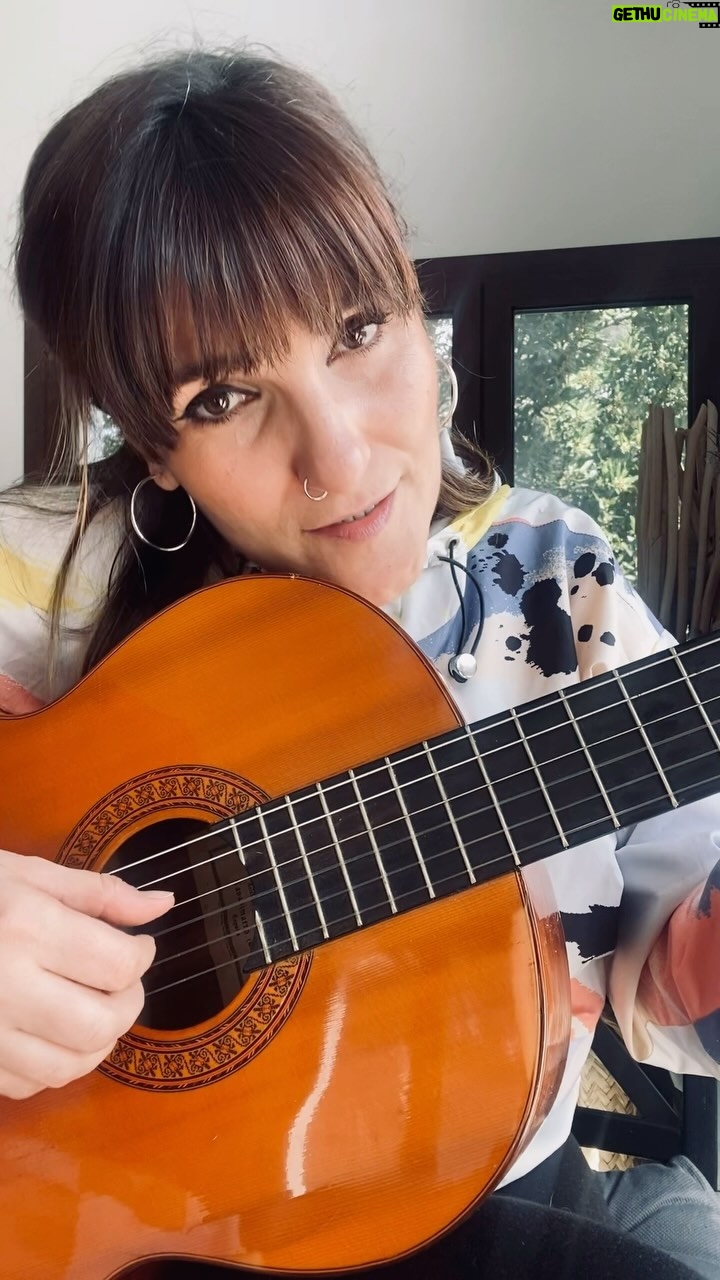 Rozalén - 15.2K Likes - “Será mejor” ❣️
Cuánto tiempo sin cantarla…
#SeráMejor #Rozalén #GuitarraYVoz #Acústico