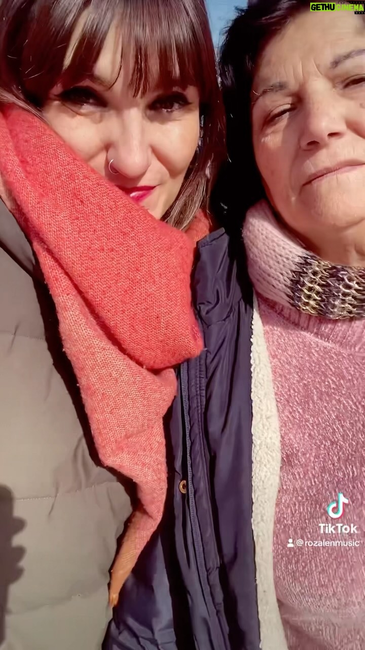 Rozalén - 10.2K Likes - PLANAZO: Los Invasores de Albacete con mi madre 💕
Los mercaos, de las cosas que más disfruto de la vida!!!!!!
#Invasores #Albacete #PlanesConTuMadre #Mercado