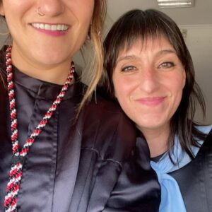Rozalén Instagram - La ROMPIDA de L’Alcora 💞😭
Esto hay que vivirlo.
Aún me vibra fuerte el pecho. 
Qué honor que nos hagáis partícipes de una tradición tan emocionante… 
En julio os devolveremos todo este Amor 🥺🙏

#Rompida #Tambor #SemanaSanta #Tradición