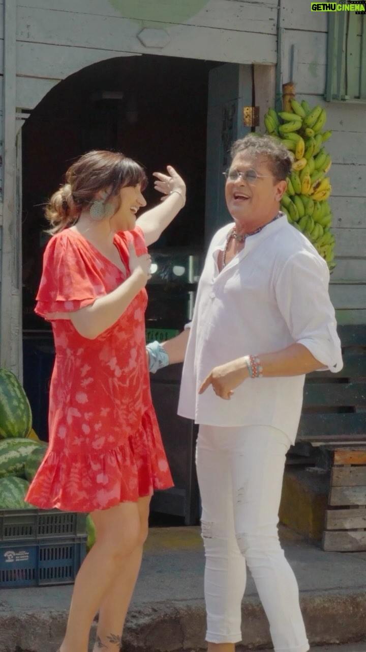 Rozalén - 17.5K Likes - “¿¿Que no nos atrevemos a meter bandurrias y seguidillas en una canción tropical?? Aguántame el cubata!!! 🤣🙌”
Estoy deseando que esto suceda en directo… 💃🏻
#TresDíasEnCartagena #Rozalén #CarlosVives #MezclaFolclore #Colombia #España