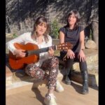 Rozalén Instagram - TODO LO QUE AMASTE 💕 17 de febrero… Con mi @beatrizromerols #TodoLoQueAmaste #Duelo #Rozalén #LenguaDeSignos #NuevoSingle
